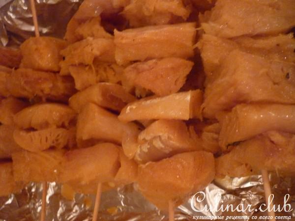Шашлык из трески с зелёным соусом