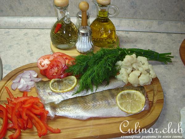 Рыба, запеченная в пергаменте с овощами