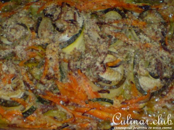 Рулеты из рыбы и цуккини с овощами