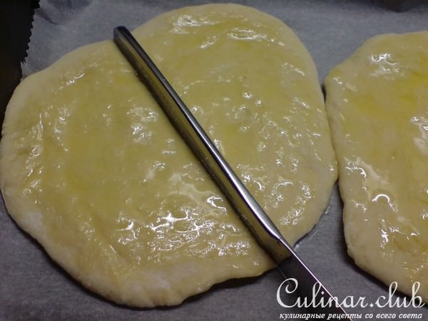Parker House buns/Булочки с почти "горячей собакой"!(ФМ "Да! Да! Мой любимый Хот-дог!")
