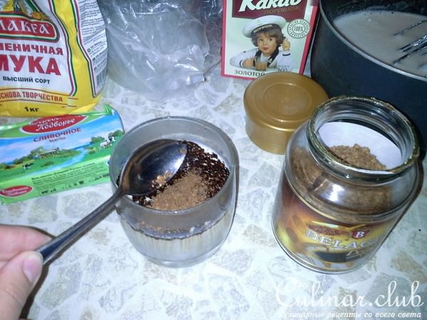 Шоколадно-банановый торт