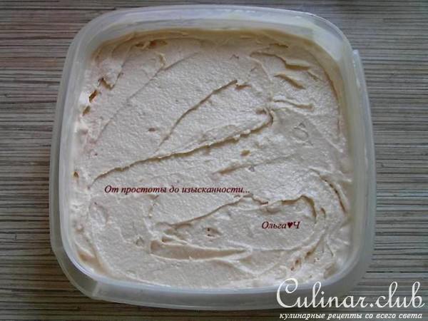Томатное мороженое с лимонным кремом