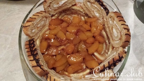 Трайфл с персиками