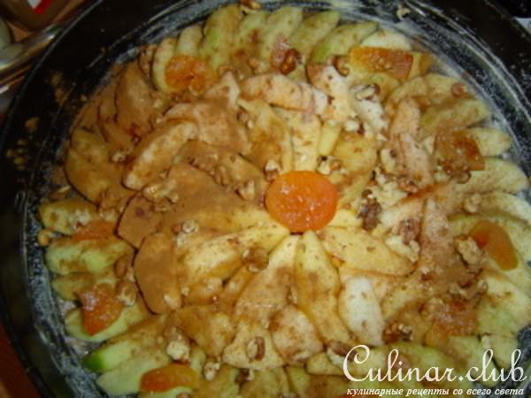 Пирог яблочный Цветочная поляна (вариант)