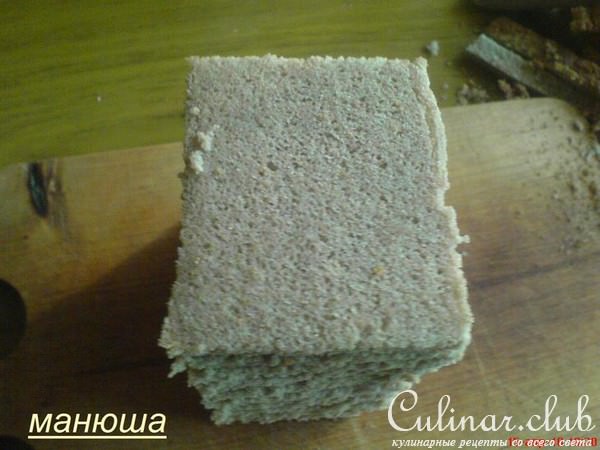 Пудинг из хлеба с сухофруктами и корицей