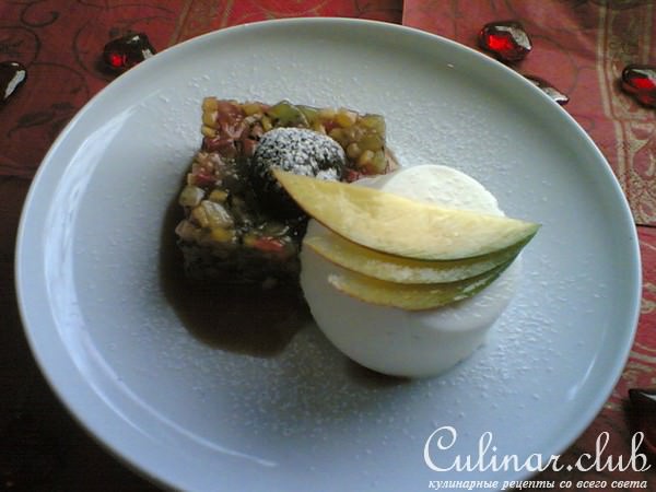 Поцелуй Riccotta с фруктовым соусом "Salsa"
