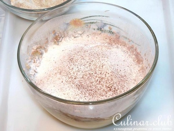Печенье шоколадное с кокосом и ягодой