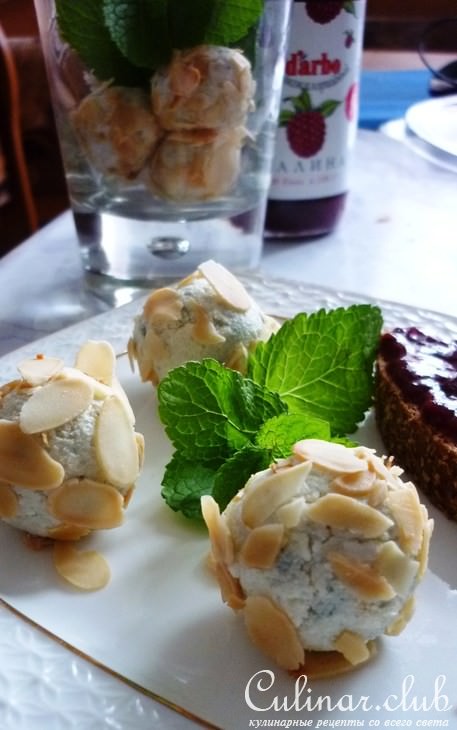 Пикантные сырные шарики с конфитюром Darbo