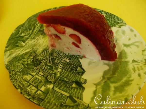 Баваро из клубники