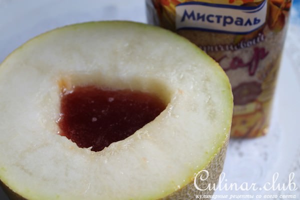 Желе из красной смородины и заливная дыня