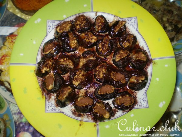 Чернослив фаршированый с сгущенкой