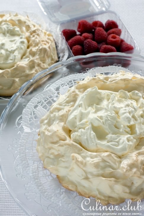 Торт "Павлова" из книги "L39;essentiel de la cuisine par Kitchenaid"