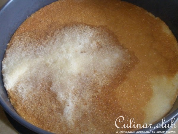 Шоколадно-карамельный торт-мусс с грушами