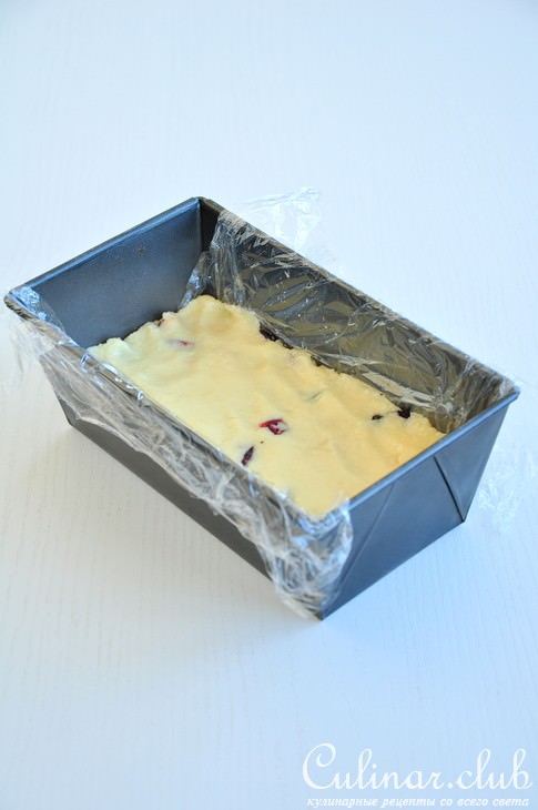 Шоколадные батончики со сгущенкой , орехами и клюквой. 