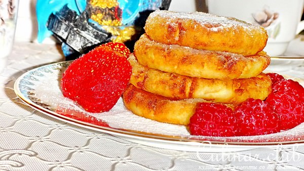 Сырники со сметаной ... по-одесски