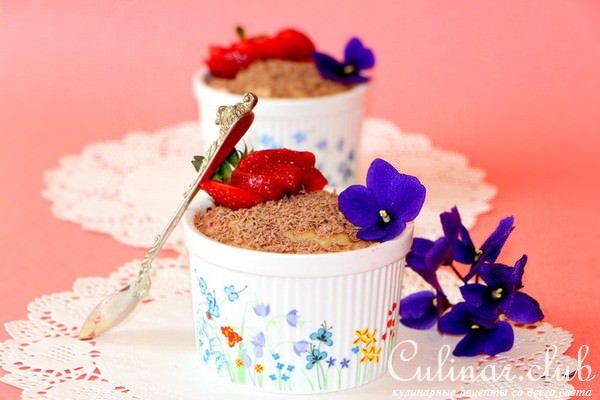 Десерт "Клубничка"