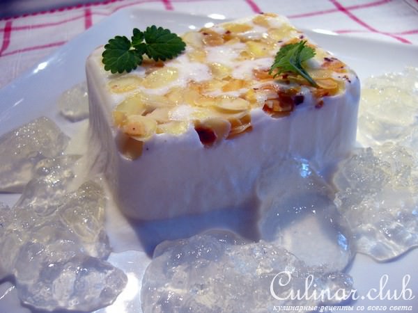 Tвороженно-грушевый десерт (мороженое и желе)