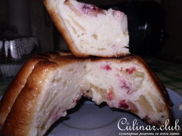 Творожное суфле с яблоками и брусникой