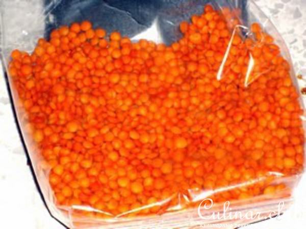 Кукурузная каша с желтой чечевицей