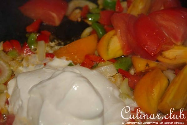 Рис с овощами в сметанном соусе