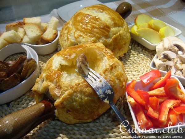 Сырное фондю в горшочках