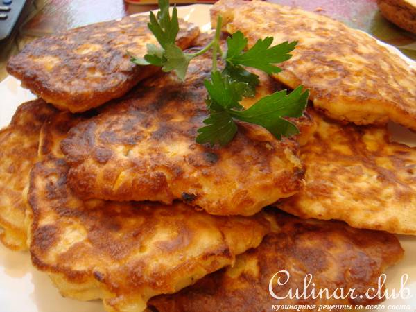Кукурузные оладушки с беконом