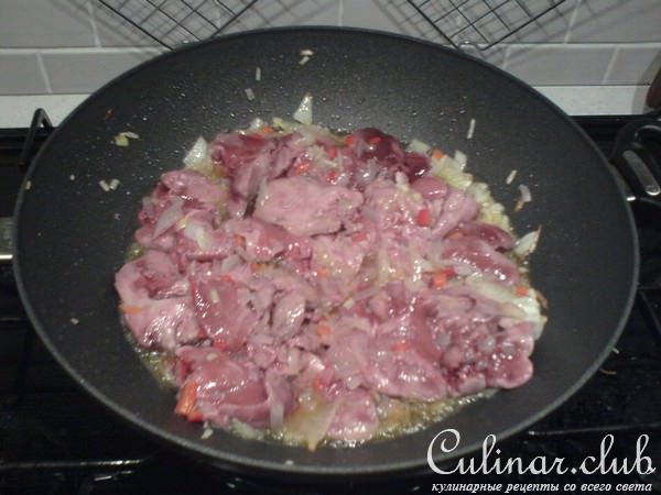 Печенка куринная с картофелем
