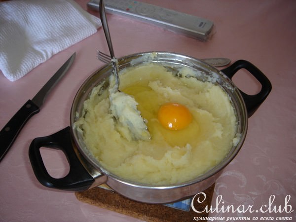 Картофельные зразы с печенью и брынзой