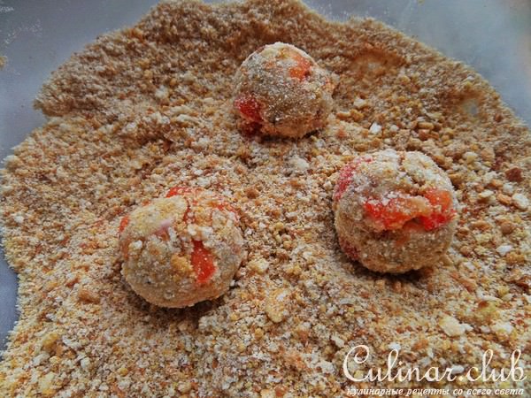 Колобки из спагетти с сыром