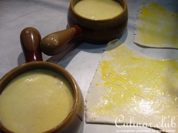 Сырное фондю в горшочках