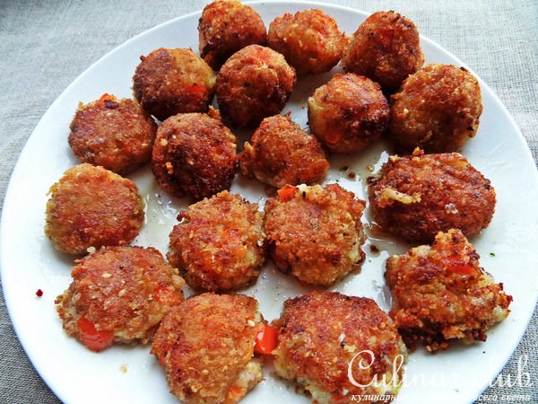 Колобки из спагетти с сыром