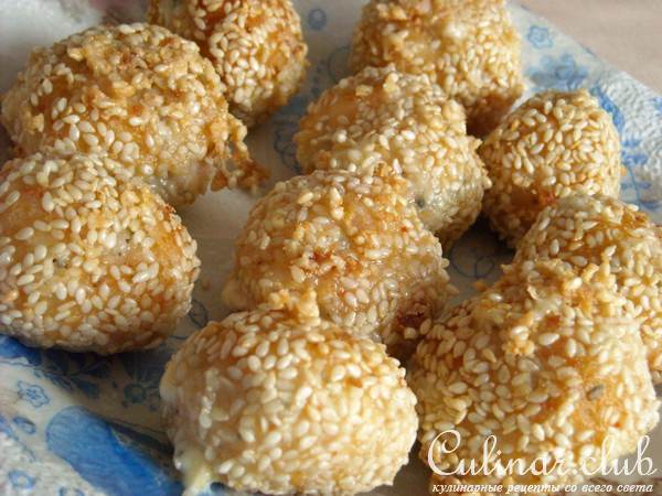 Золотые шарики с сыром.