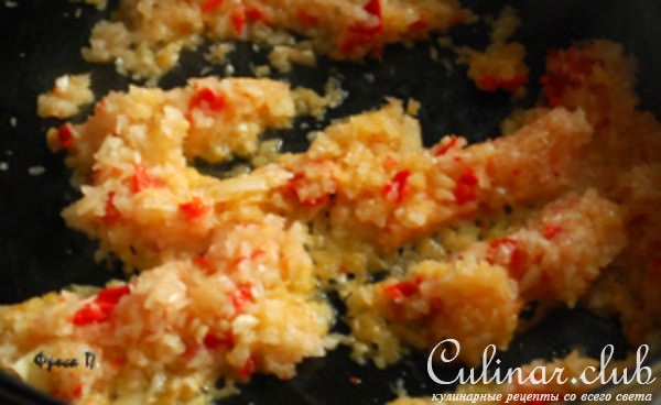 "Тыквандю" - сырное фондю в тыкве с хрустящими палочками