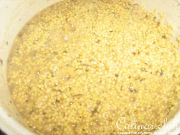 Чесночные гренки из пшенной каши.