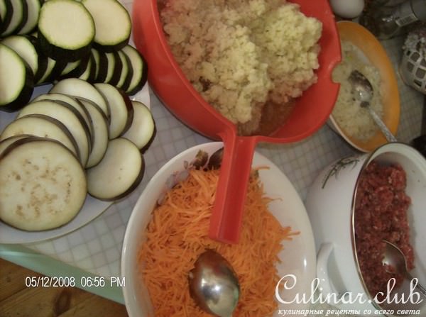 Картофельно-овощиной торт с мясом