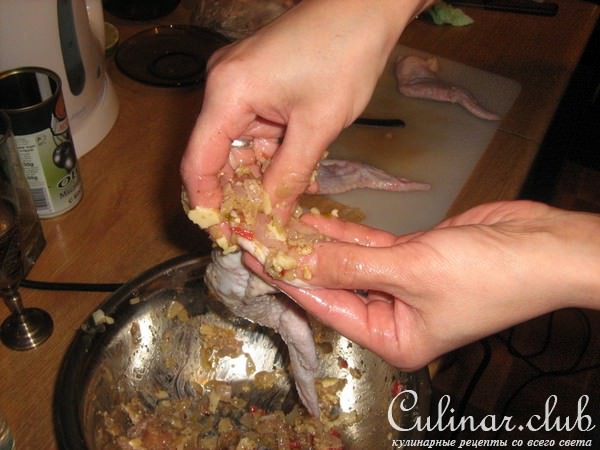 Фаршированные крылья кур (вариант)