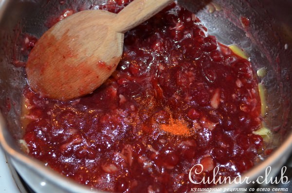 Жареный сыр с БРУСНИЧНЫМ СОУСОМ Darbo