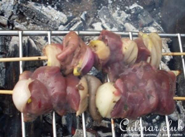 шашлычки из куриной печени