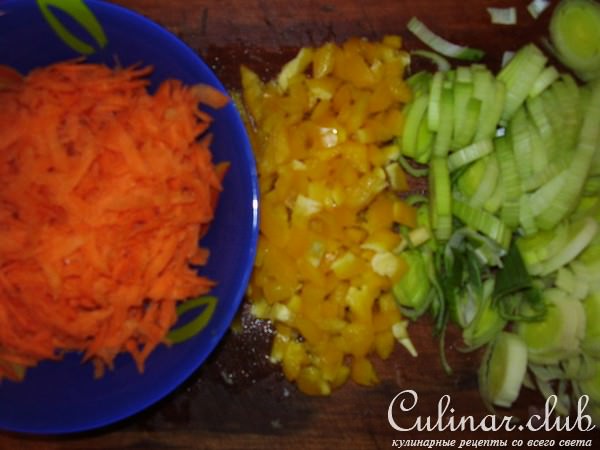 РИСОВЫЕ БЛИНЧИКИ С КУРОЧКОЙ
