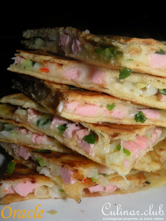 Мексиканские КЕЙСАДИАС c начинкой, Quesadillas
