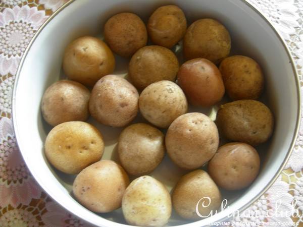Горячая закуска из картофеля и баклажанов