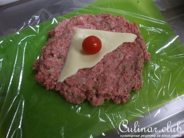 мясные биточки с сюрпризом