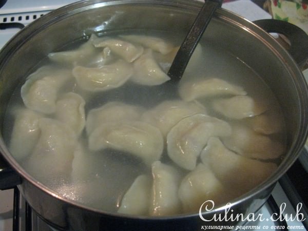Постное заварное тесто на вареники и пельмени + вареники с картофелем и мясом