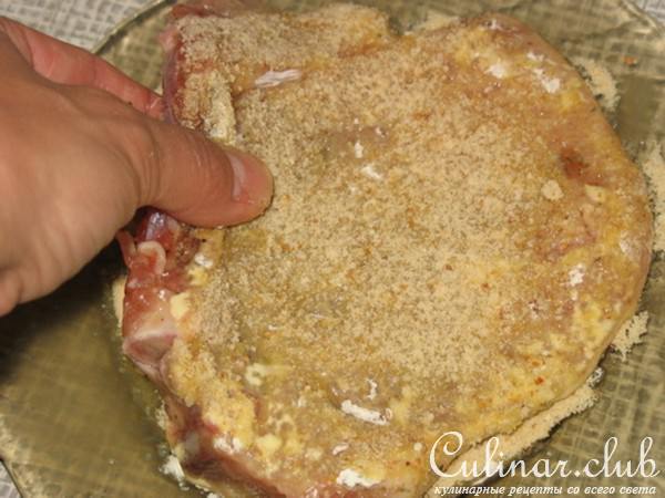 Свиная отбивная в кляре