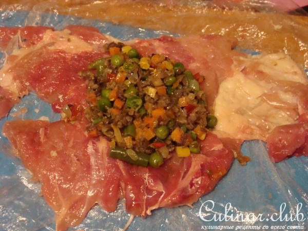 Куриные окорочка фаршированные.