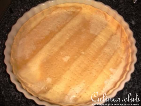 Пирог из курицы и лук-порей