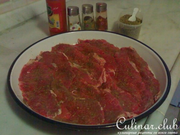 Мясные колбаски с баклажановой начинкой