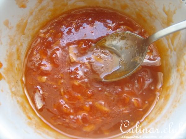 Шашлычок из куриной грудки под мармеладным маринадом.