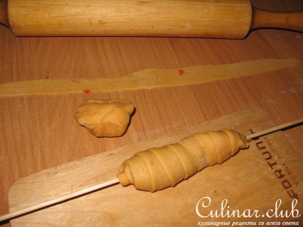 Куринные рогалики на шпажках