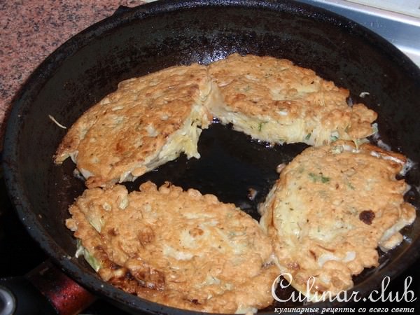 Оладьи из кабачков и маленький бонус к ним. 